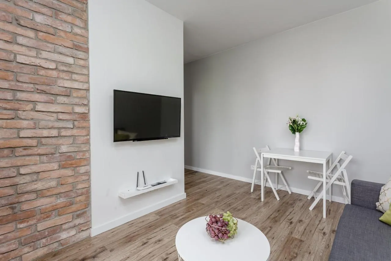 Chill Apartments Central Park Варшава 0*,  Польша